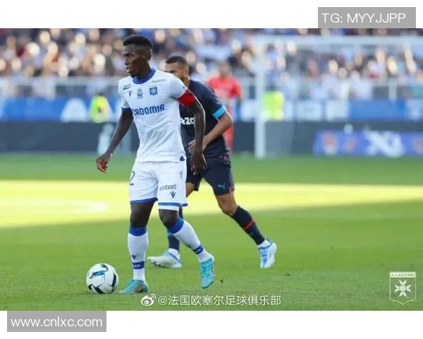 隆吉耶率队法甲豪取四连胜一剑封喉助球队逼近前二名 隆吉耶率队法甲豪取四连胜一剑封喉助球队逼近前二名